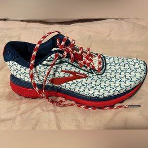 NWT Brooks Adrenaline GTS 20 Fourth of July Special Edition W Size 8 Medium/B